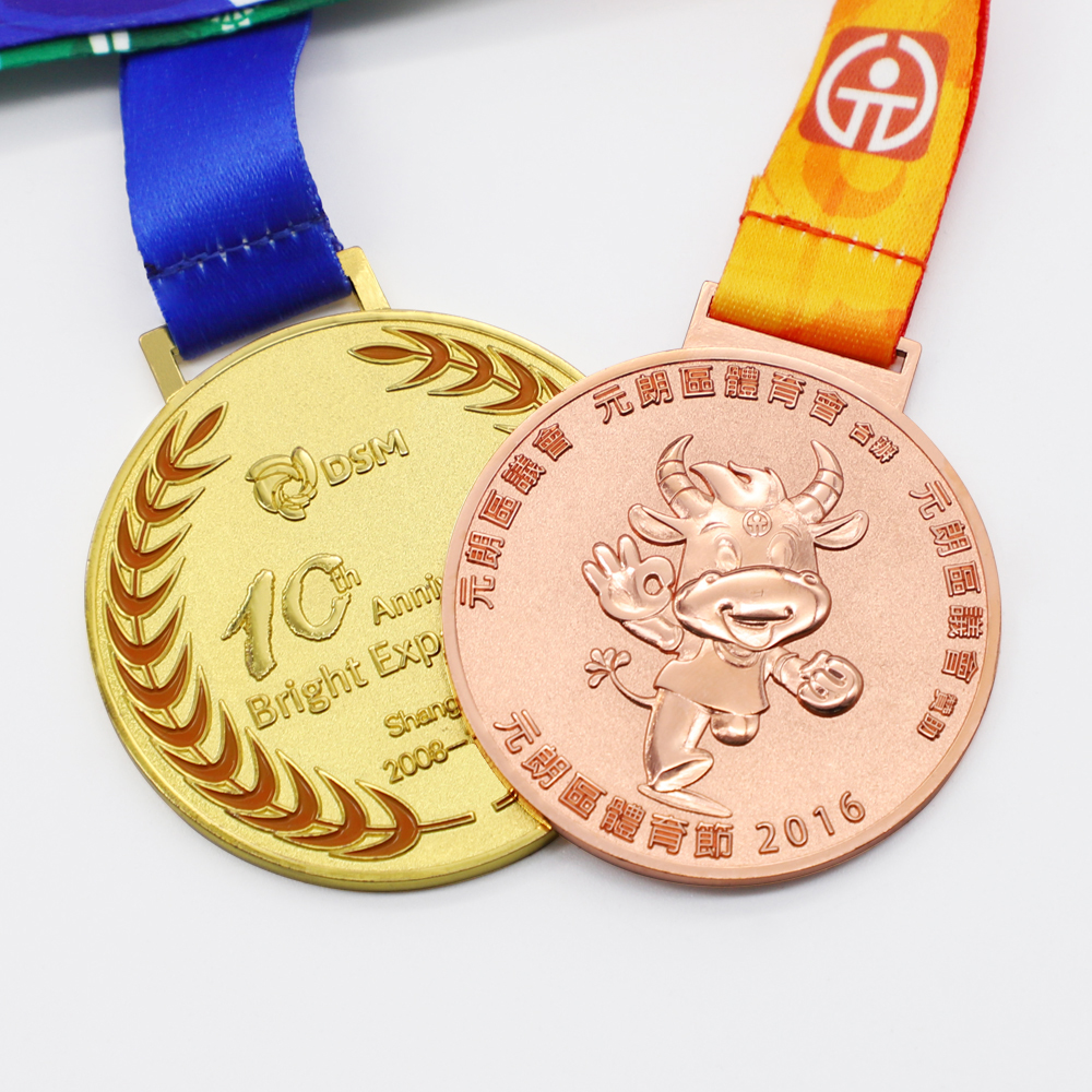 Metal Crystal Trophy Custom Corporate Annual Gala Award Trophy Wholesale