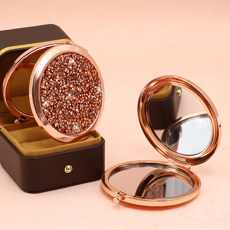 Crystal compact mirror