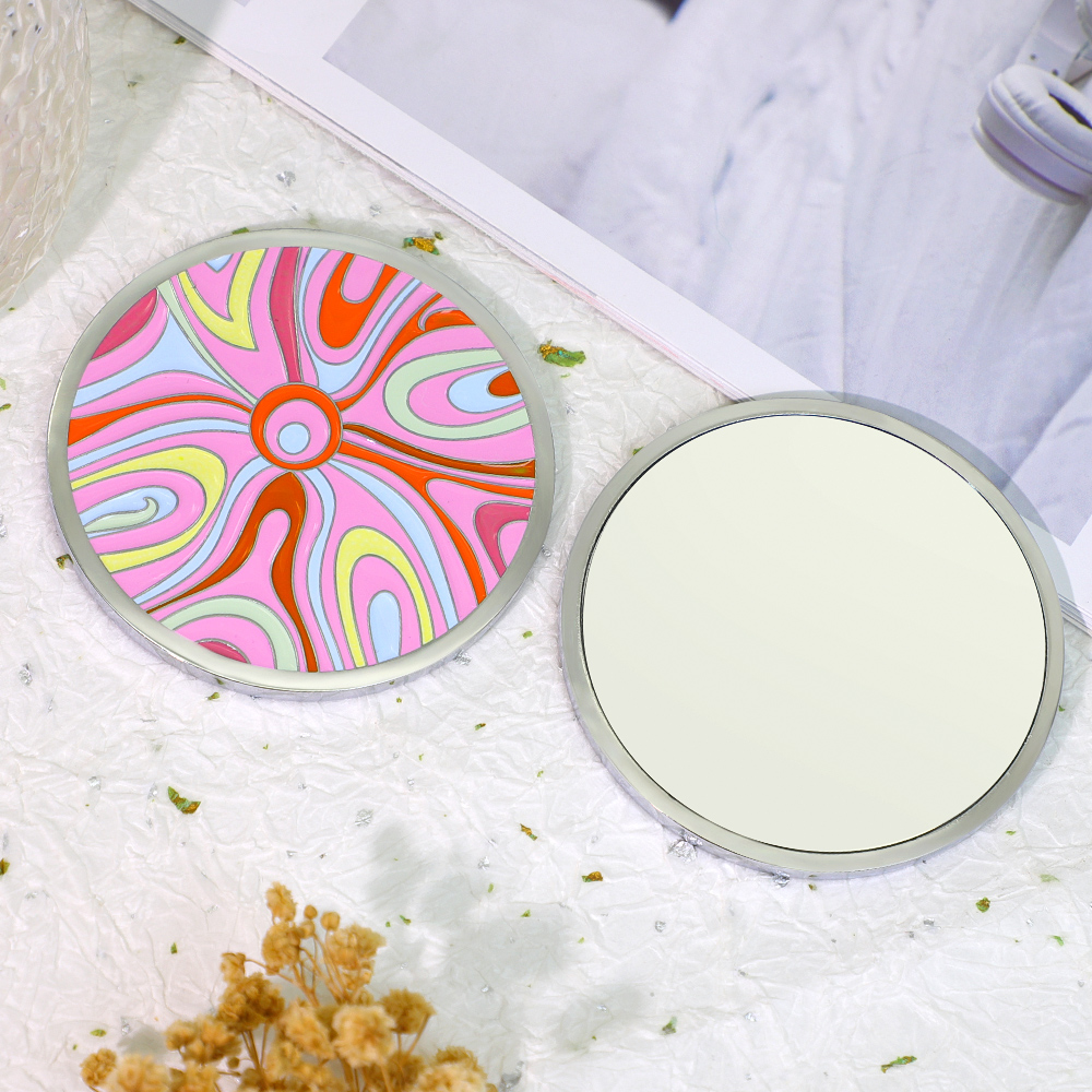 Enamel compact mirror